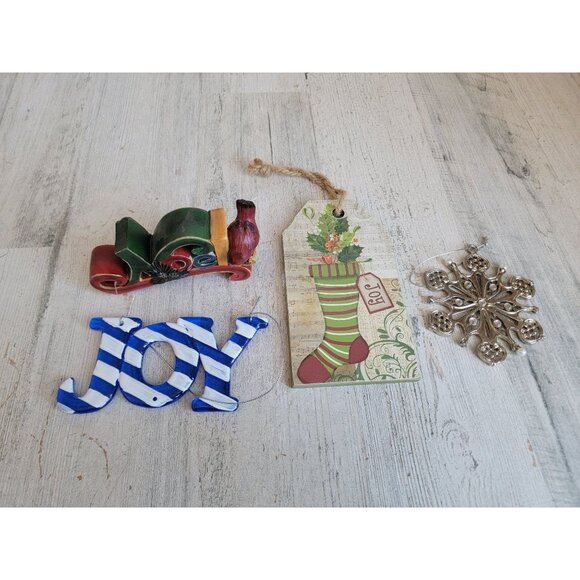 Holiday Noel joy snowflake ornament Xmas set - Picture 2 of 6